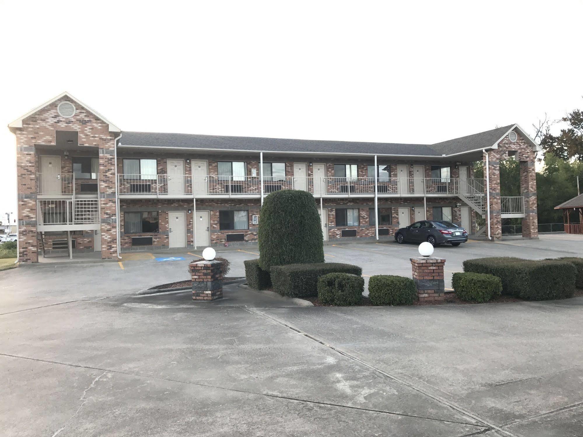 Americas Best Value Inn Cabot Exteriör bild